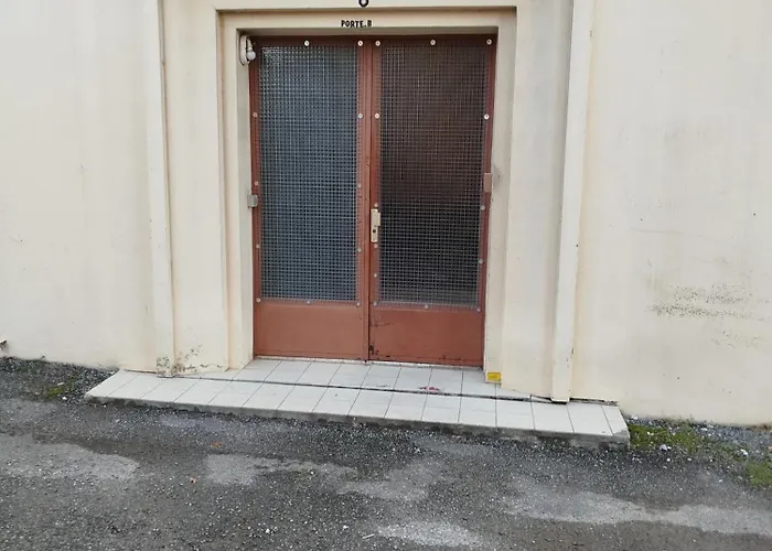 Du Circuit Apartament Pau